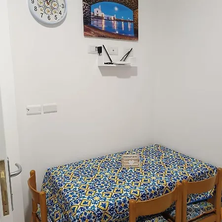 La Casetta Di Elia Apartman Lipari