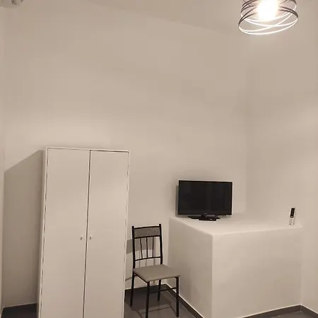 La Casetta Di Elia Apartman